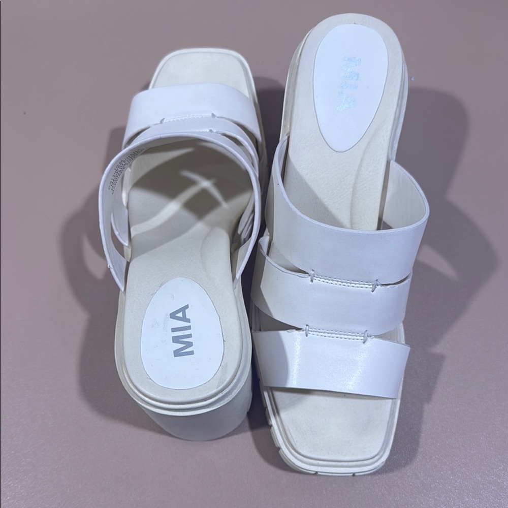 MIA White Sandals Elegant Comfortable Design